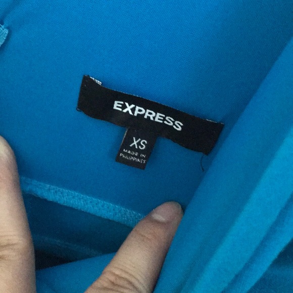 Dress - Picture 3 of 3